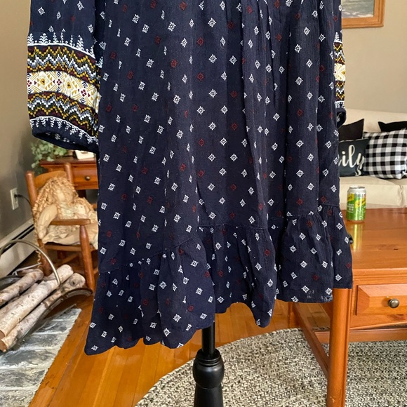 5️⃣ for 💲3️⃣0️⃣‼️ ~ AEO Dress - Picture 5 of 6